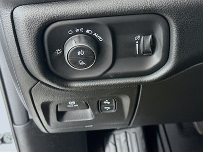 2026 RAM 1500 Big Horn Crew Cab 4x4 5'7' Box