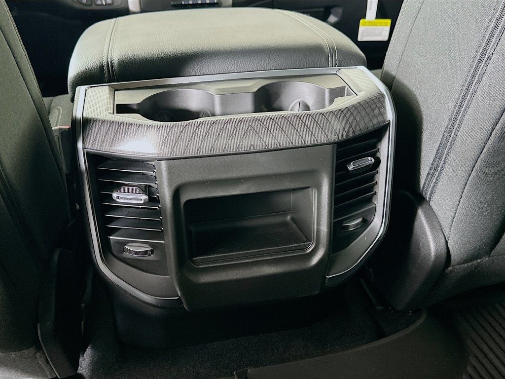 2026 RAM 1500 Big Horn Crew Cab 4x4 5'7' Box