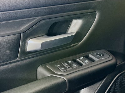 2026 RAM 1500 Warlock Crew Cab 4x4 5'7' Box