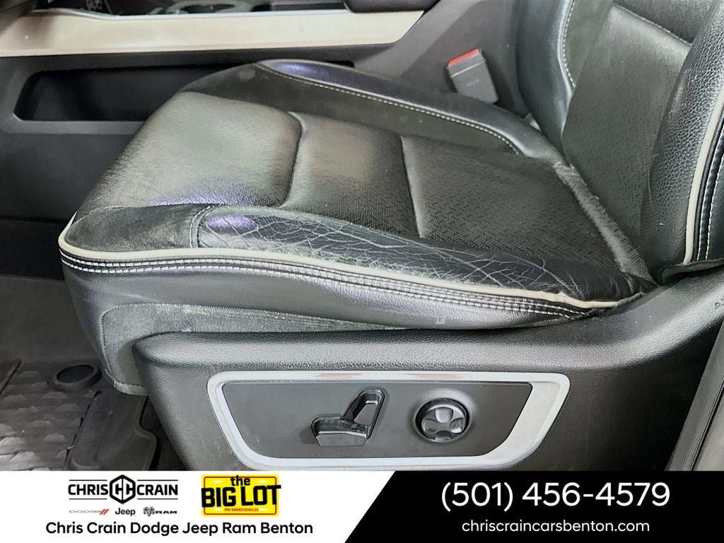 2019 RAM 1500 Laramie Crew Cab 4x4 5'7' Box