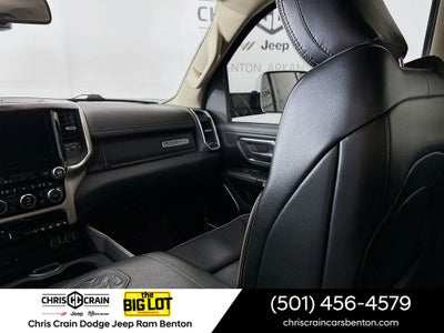 2019 RAM 1500 Laramie Crew Cab 4x4 5'7' Box