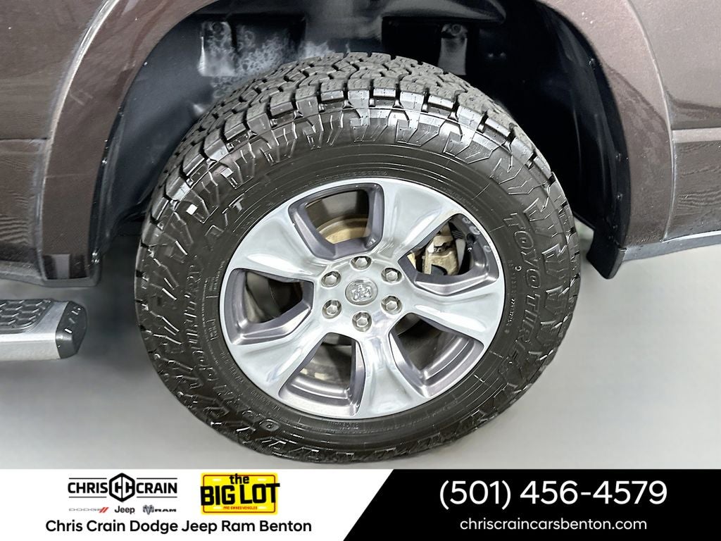 2019 RAM 1500 Laramie Crew Cab 4x4 5'7' Box