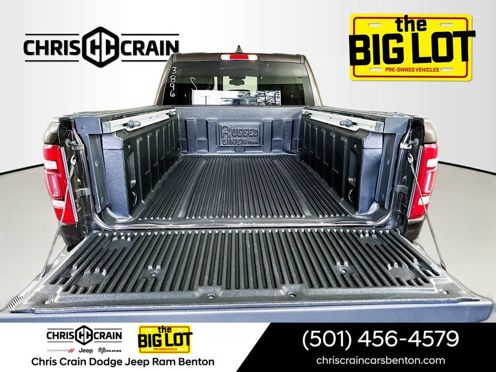 2019 RAM 1500 Laramie Crew Cab 4x4 5'7' Box