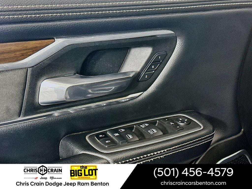 2022 RAM 1500 Laramie Crew Cab 4x4 5'7' Box