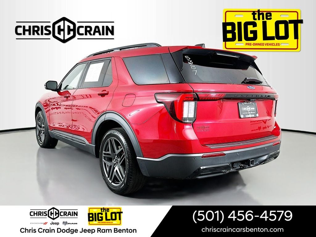 2025 Ford Explorer ST-Line