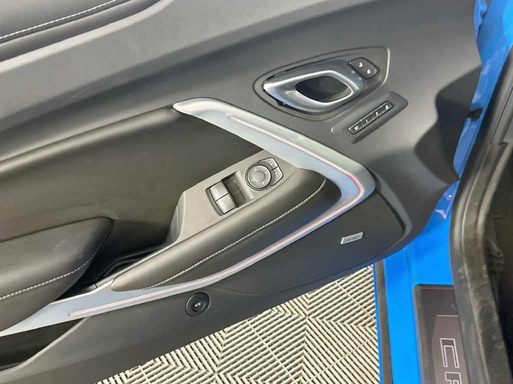 2022 Chevrolet Camaro RWD Coupe 3LT