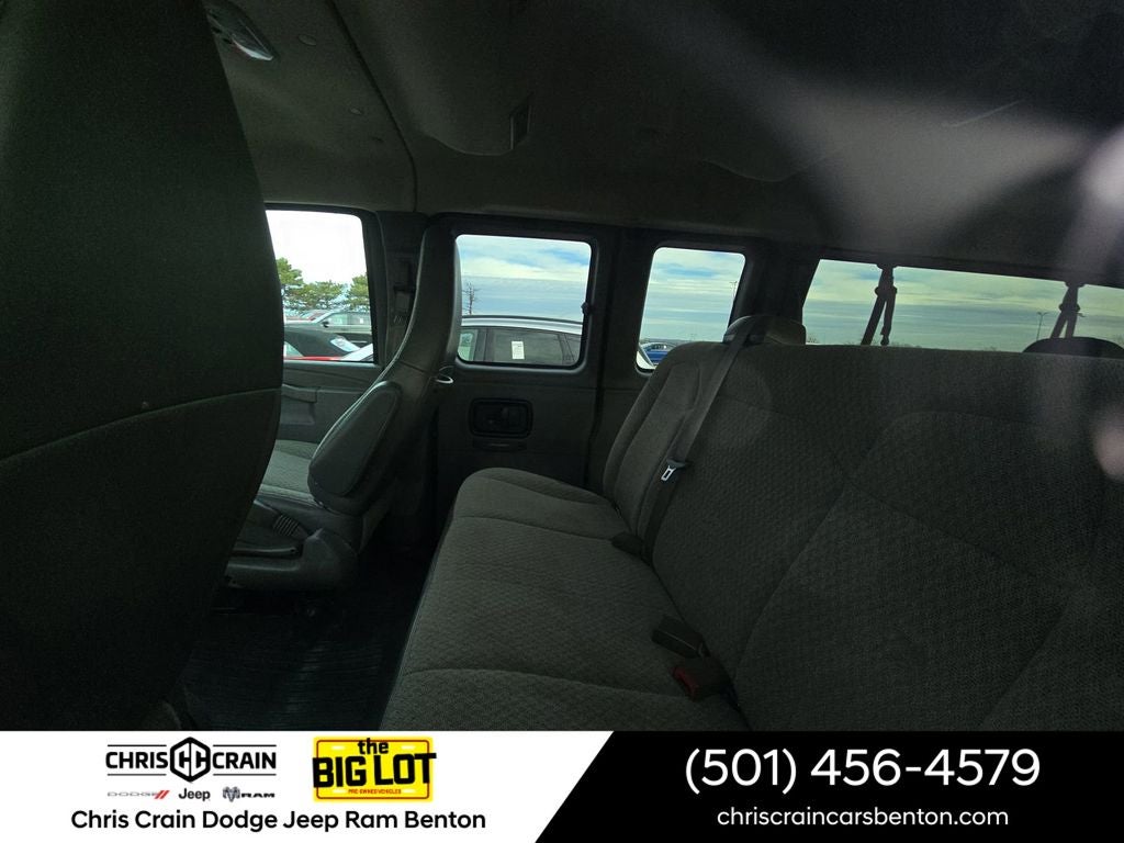 2025 Chevrolet Express Passenger RWD 3500 Extended Wheelbase LS