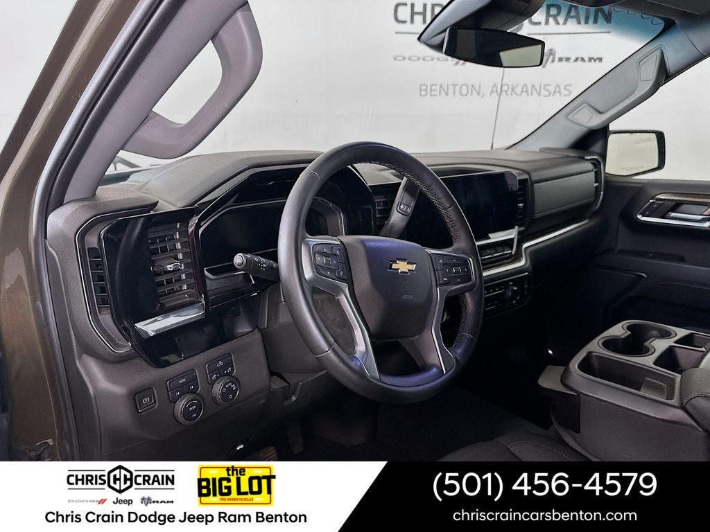 2023 Chevrolet Silverado 1500 4WD Crew Cab Short Bed LT with 2FL