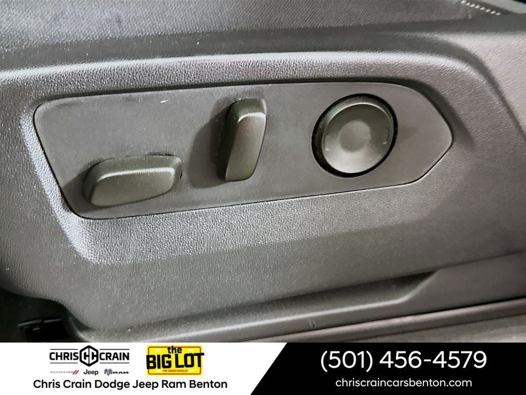 2023 Chevrolet Silverado 1500 4WD Crew Cab Short Bed LT with 2FL