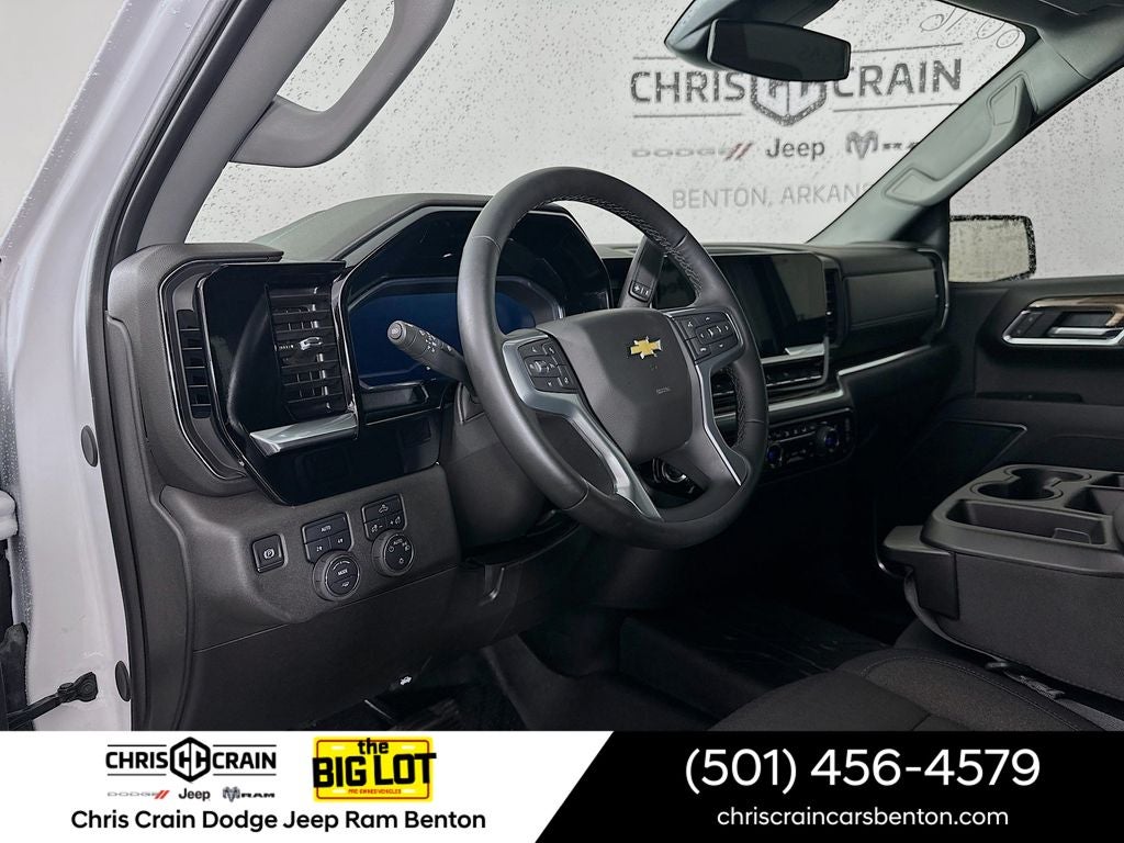 2025 Chevrolet Silverado 1500 4WD Crew Cab Standard Bed LT
