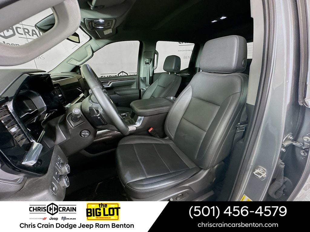 2025 Chevrolet Silverado 1500 4WD Crew Cab Short Bed LTZ
