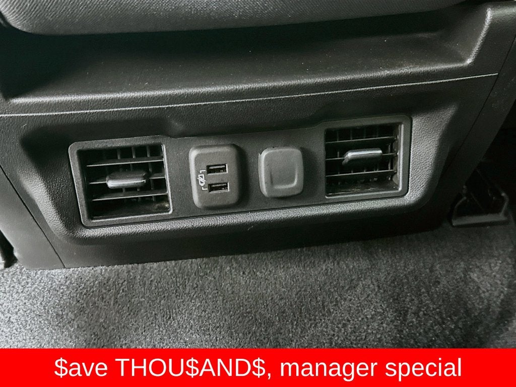 2021 Chevrolet Silverado 1500 4WD Crew Cab Short Bed LT