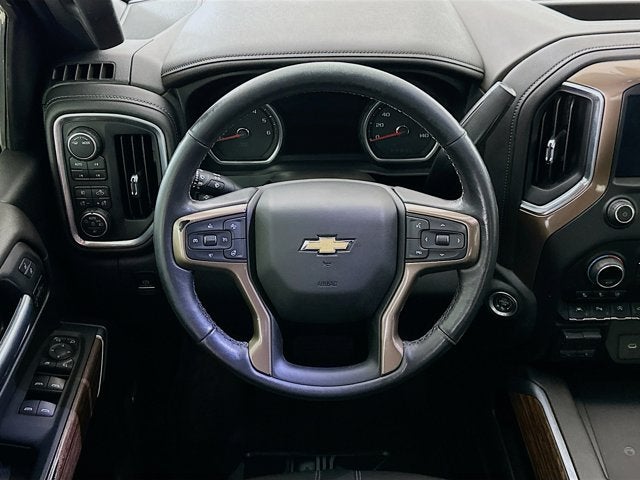 2021 Chevrolet Silverado 1500 4WD Crew Cab Short Bed High Country