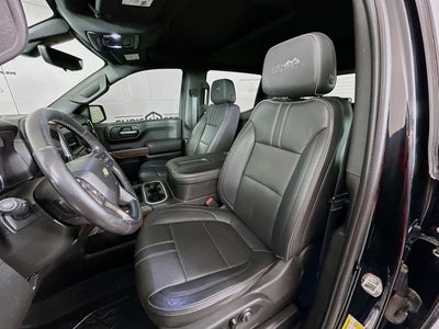 2021 Chevrolet Silverado 1500 4WD Crew Cab Short Bed High Country