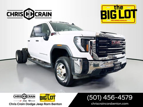 2024 GMC Sierra 3500HD Chassis Pro