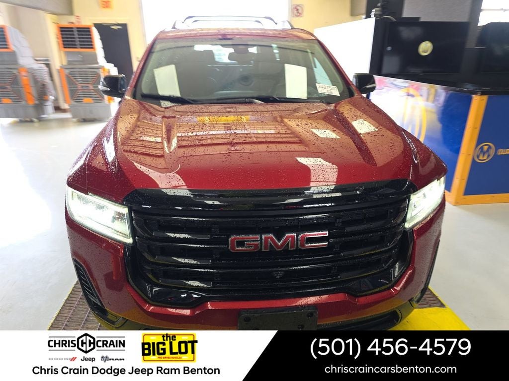 2023 GMC Acadia SLT