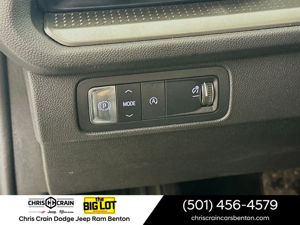 2024 Chevrolet Traverse FWD LT