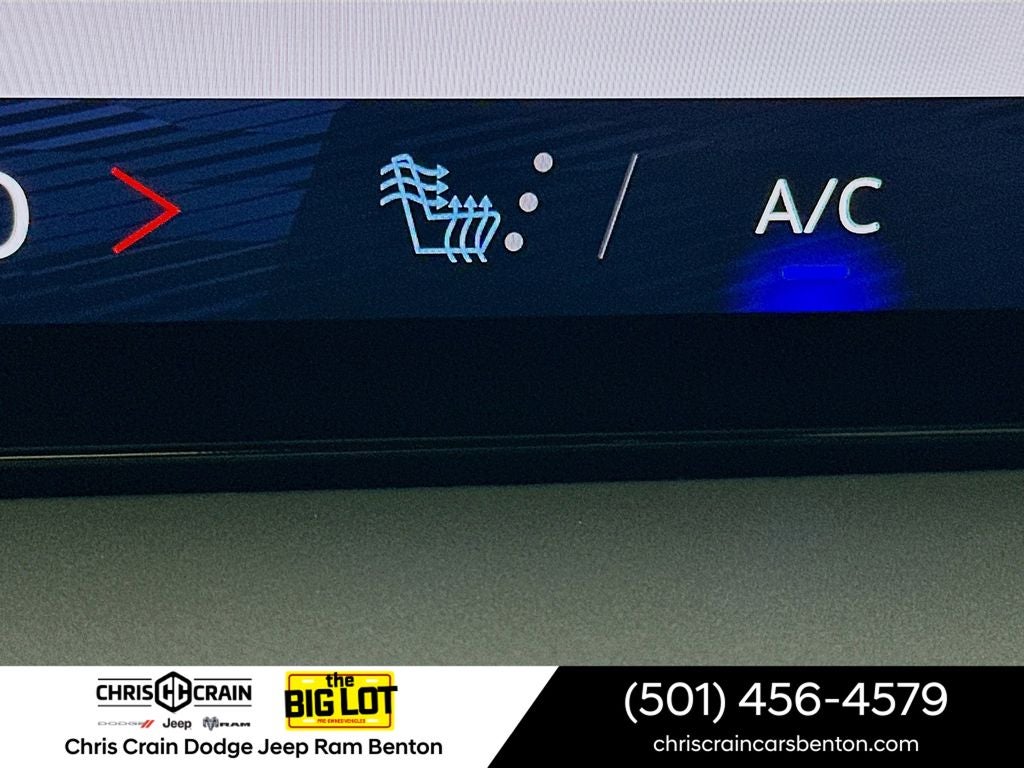 2024 Chevrolet Traverse FWD LT