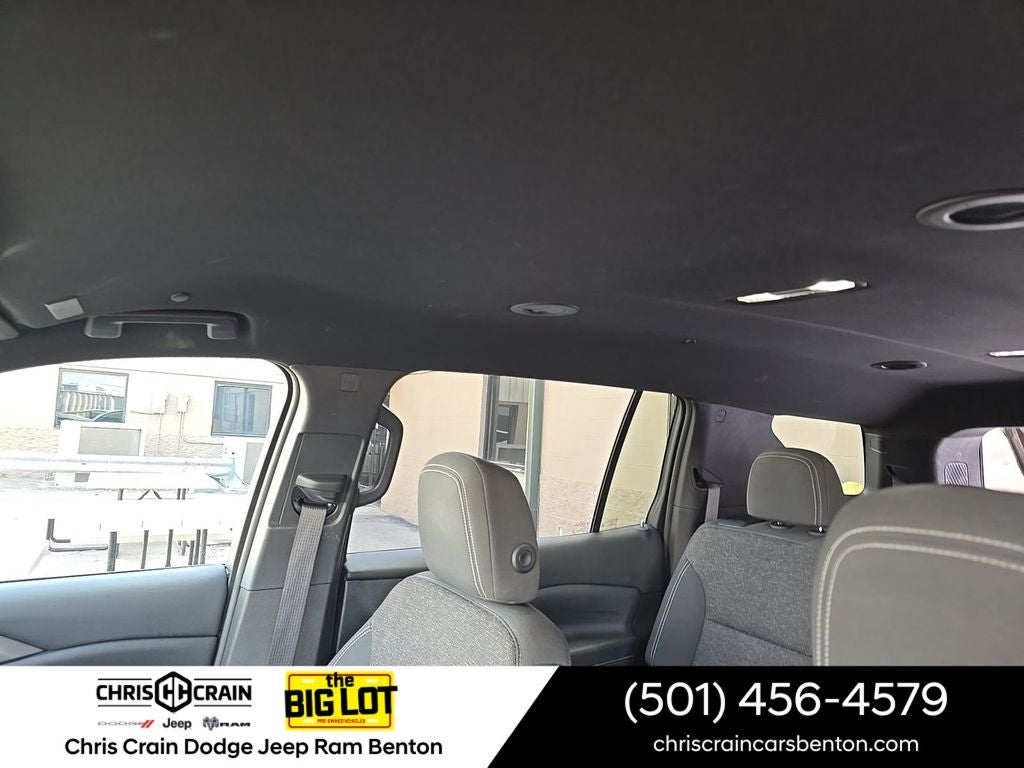 2025 Chevrolet Traverse FWD LT