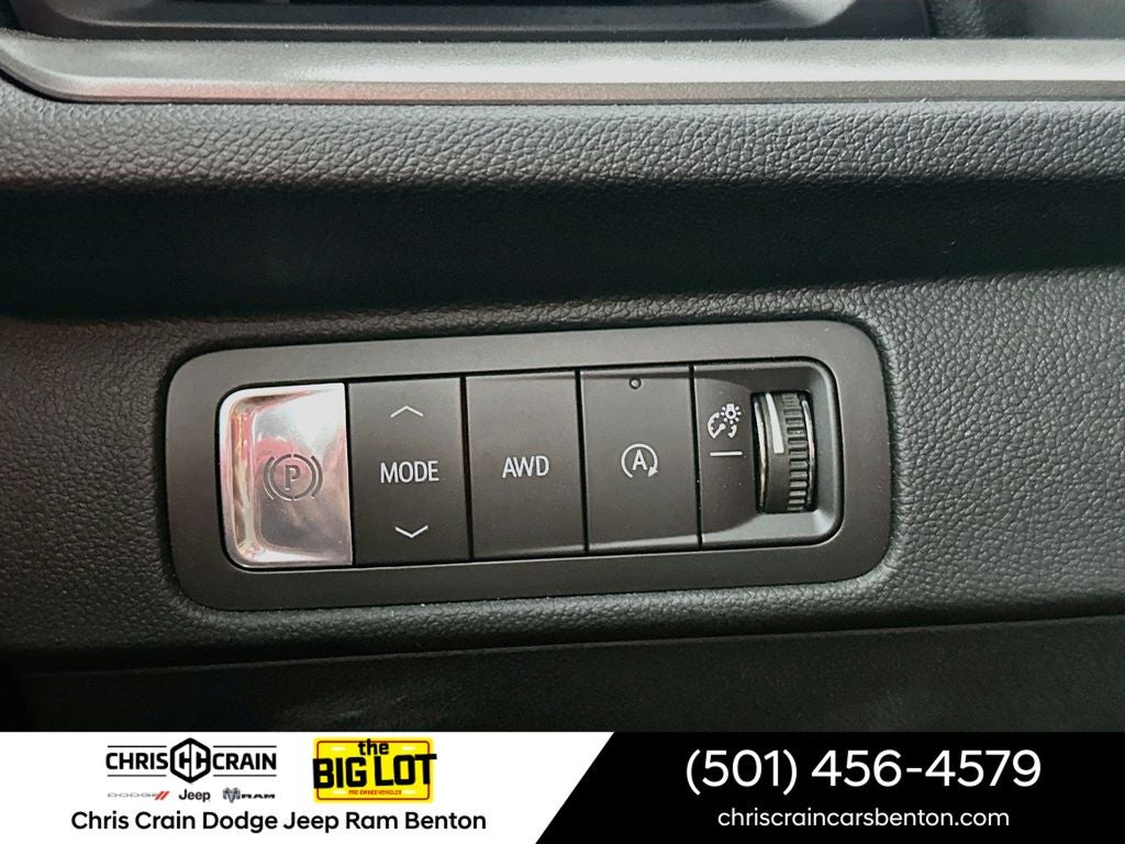 2026 Chevrolet Traverse AWD LT