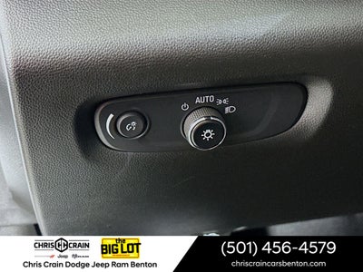 2023 Chevrolet Traverse AWD LT Cloth