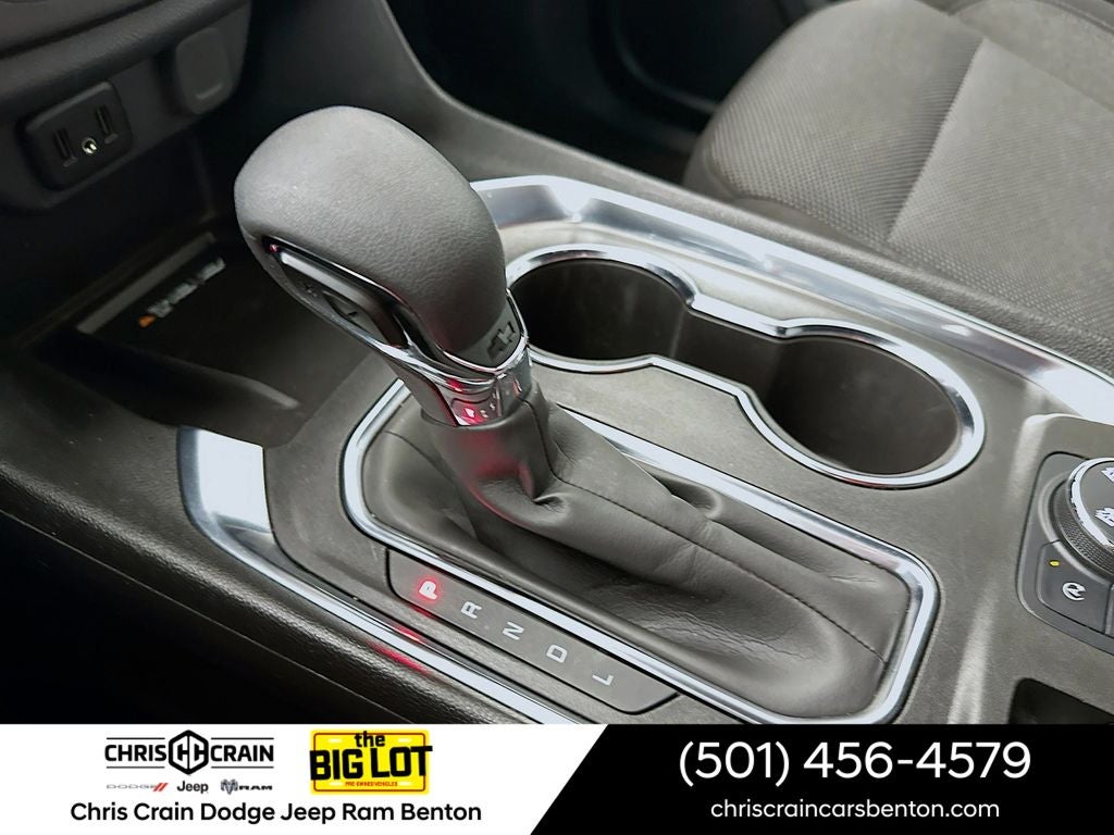 2023 Chevrolet Traverse AWD LT Cloth
