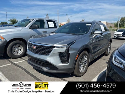 2025 Cadillac XT4 FWD Premium Luxury