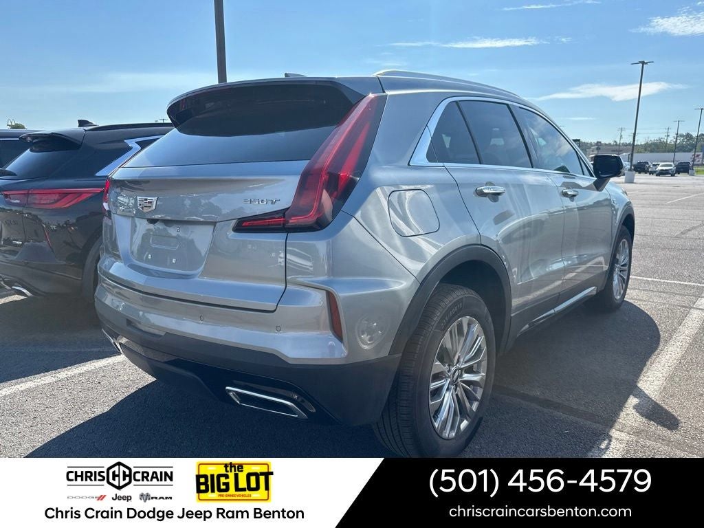 2025 Cadillac XT4 FWD Premium Luxury