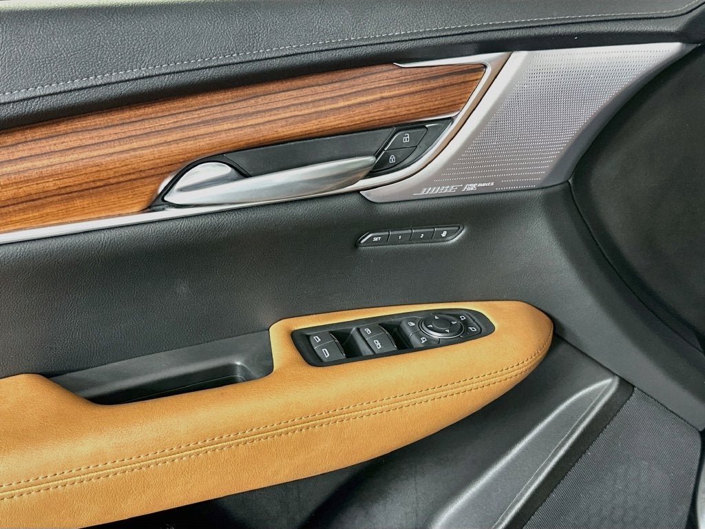 2025 Cadillac XT5 FWD Premium Luxury