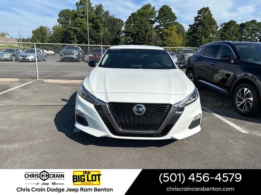2022 Nissan Altima SR FWD