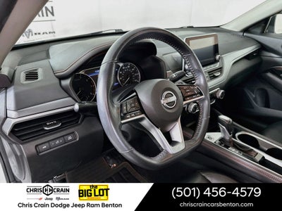 2023 Nissan Altima SR FWD