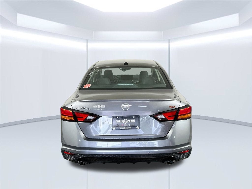 2026 Nissan Altima SR FWD