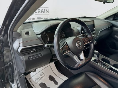 2021 Nissan Altima SR FWD