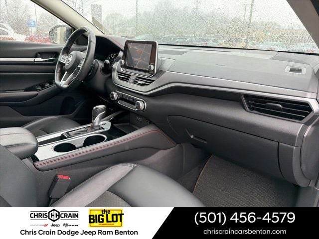 2025 Nissan Altima 2.5 SR