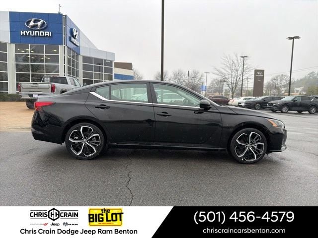 2025 Nissan Altima 2.5 SR