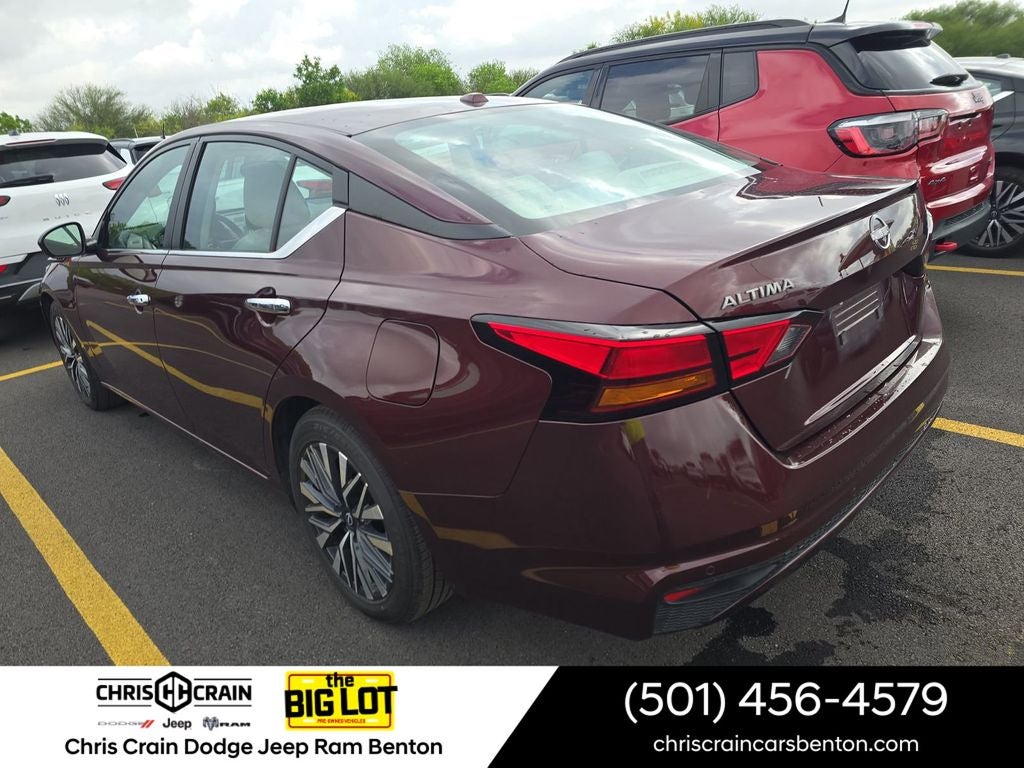 2025 Nissan Altima SV FWD