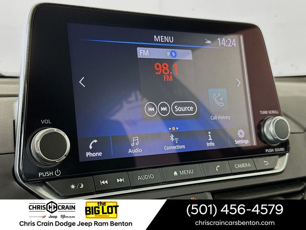 2025 Nissan Altima SV FWD