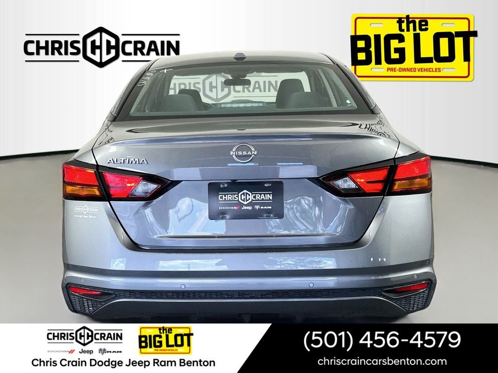 2025 Nissan Altima SV FWD