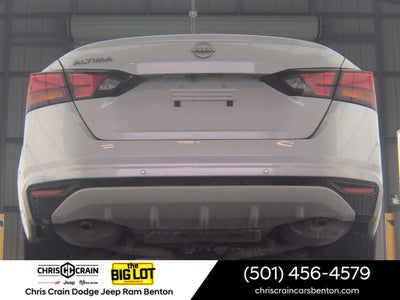 2025 Nissan Altima SV FWD