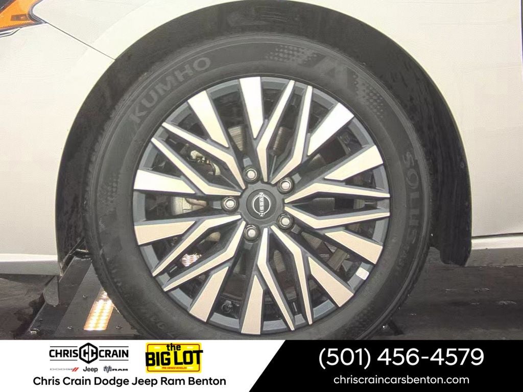 2025 Nissan Altima SV FWD