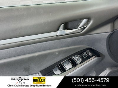 2023 Nissan Altima SV FWD