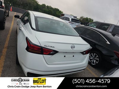 2025 Nissan Altima SV FWD