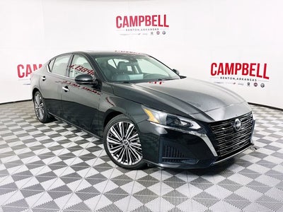2023 Nissan Altima SL FWD