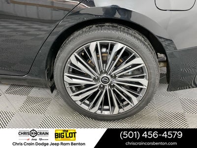 2023 Nissan Altima SL FWD