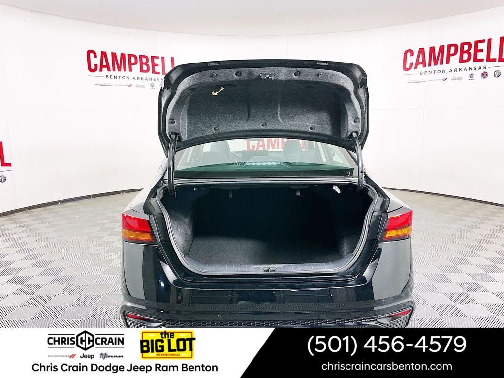 2023 Nissan Altima SL FWD