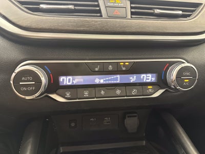 2023 Nissan Altima SL FWD