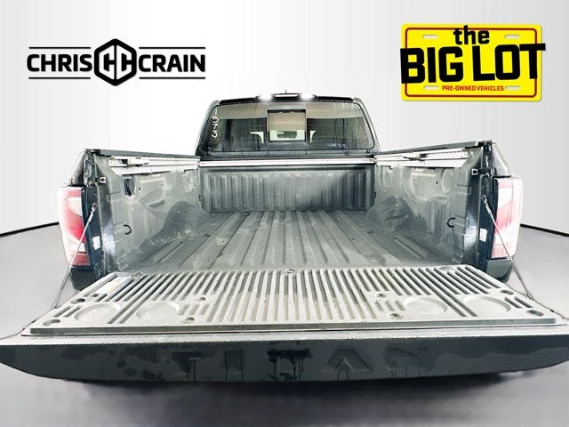 2024 Nissan TITAN Crew Cab PRO-4X 4x4