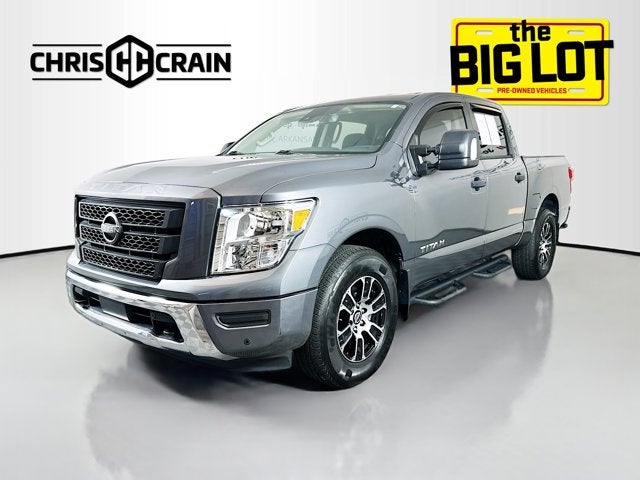 2024 Nissan TITAN Crew Cab SV 4x4
