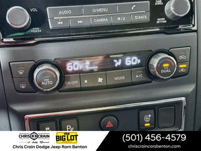 2023 Nissan TITAN Crew Cab SV 4x2