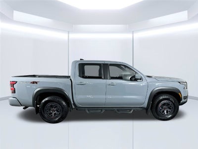 2025 Nissan Frontier Crew Cab PRO-4X 4x4
